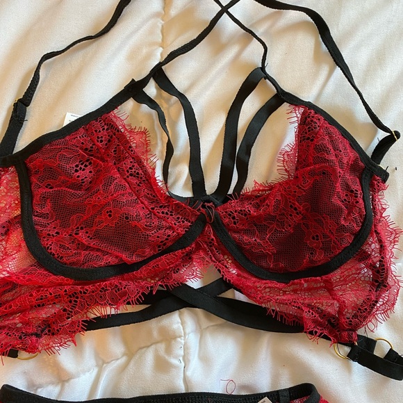 3 part lingerie set - Picture 3 of 4